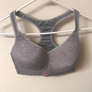 Women’s 34D Nike Sports Bra